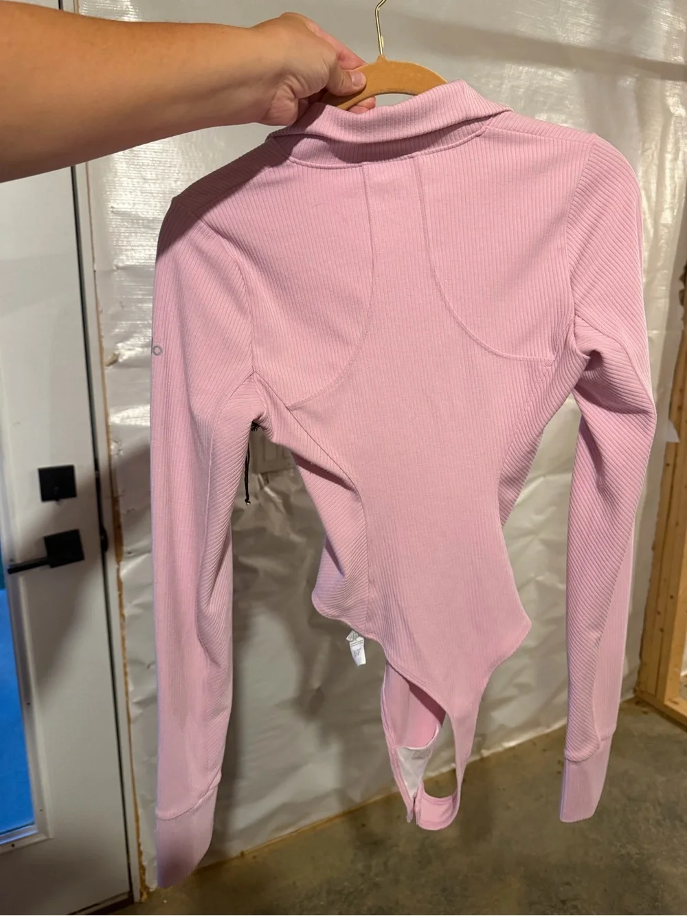 Alo Yoga Rise-Up Long Sleeve Ribbed Bodysuit Sugarplum Pink M NWT